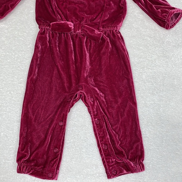 Carter’s special occasion fuchsia hot pink velour jump suit romper 9m - Picture 3 of 7
